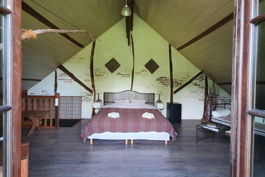 Unique Room With Great View In A Former Old Barn Troche Luaran gambar